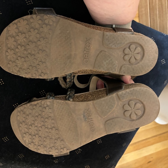 Aetrex Jillian sandals - Picture 4 of 6